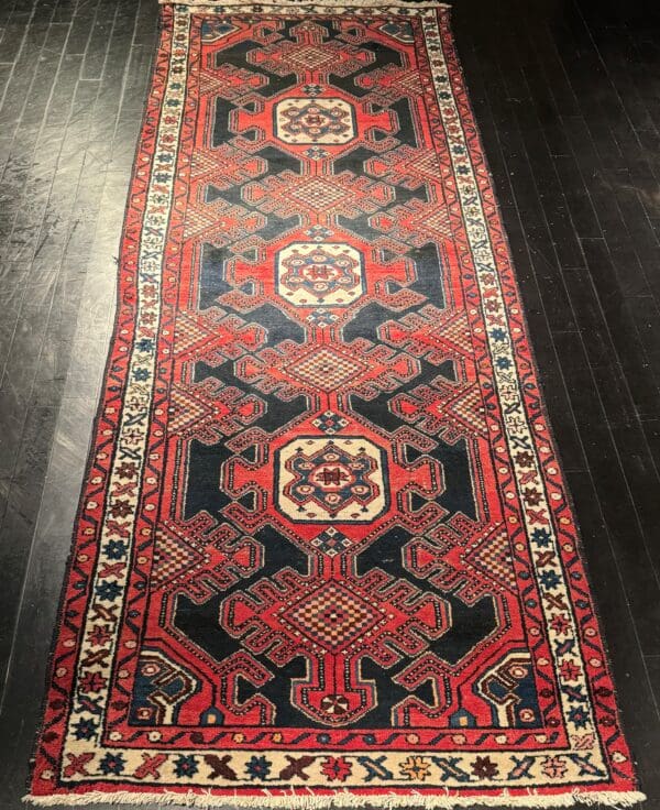 Persian old Hamadan Runner pure wool 9’11 x 3’7 