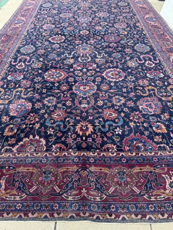 Rare extra-large Antique Sarouk 18' x 12'8 - Image 3